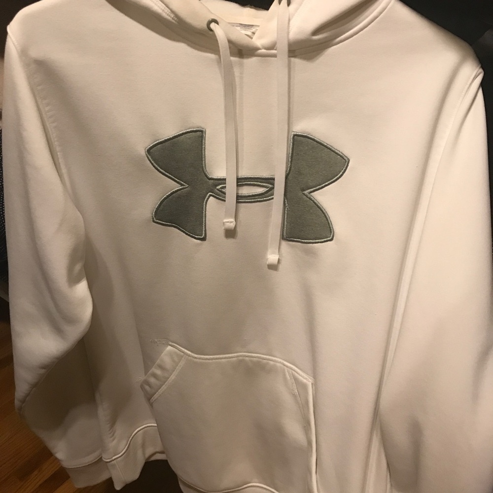 white underarmour sweatshirt!